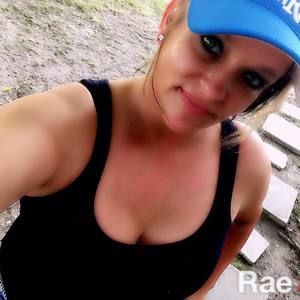 Meet your Posher, Raena